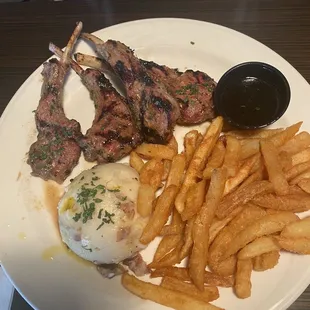 Lamb chops with fries and garlic mash