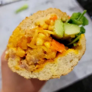 Banh mi xiu mai