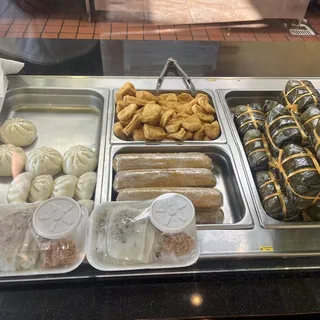 Steamed Pork Meatloaf in Banana Leaf