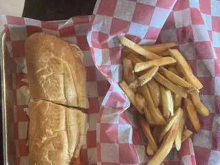 Maxwell's Drive-thru and Pizzeria