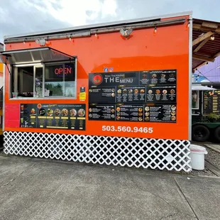  food truck with menus