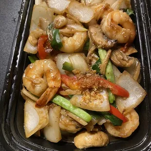 Pad Khing with shrimp