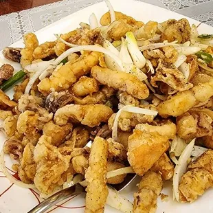 chicken wings and fried chicken, food