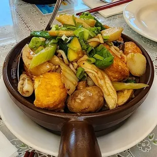 food, chicken wings and fried chicken