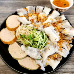 Steamed Banh cuon with cha Lua