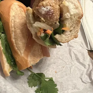 Banh Mi Xiu Mai