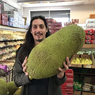 Local artist Anthony Bianconi encounters a giant jackfruit.