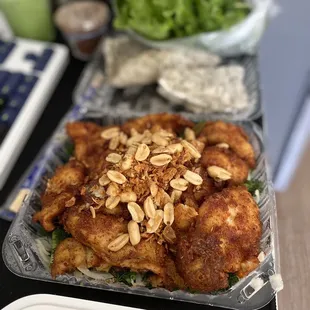 Grilled turmeric fish with herbs and noodles (IG: @gwenlloves)