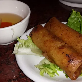 A2. Chả Giò (2 Rolls)