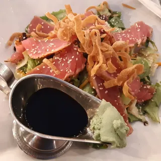 Crunchy Ahi Salad Lunch
