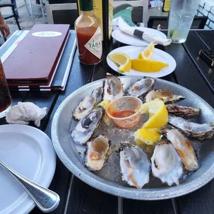 oysters and mussels, shellfish, oysters, mussels, food