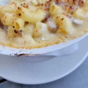 Mac N Cheese & Asparagus