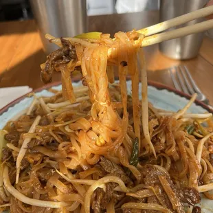 Beef Pad Thai Lunch Special