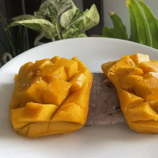Mango sticky rice