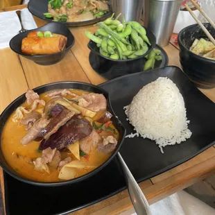 Pad See Ew Lunch Special and Red Curry