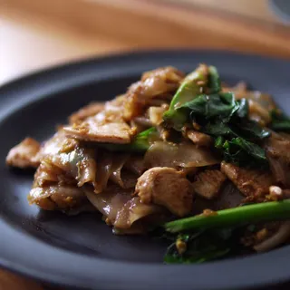 Pad See Ew Lunch Special