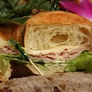 a cut in half sandwich