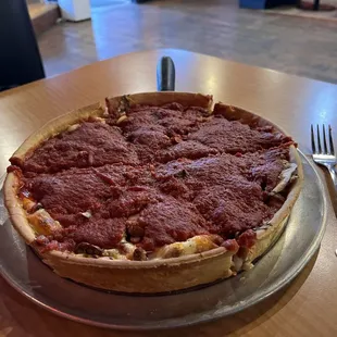 11/03/2024 deep dish The Second City Pizza. Kinda thin crust. Almost tasted like thick lavosh.