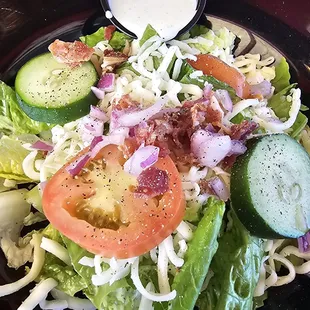 Lunch Special  House Salad with ranch dressing