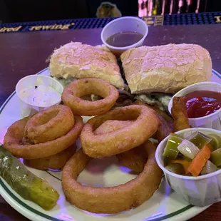 Italian beef with onion rings