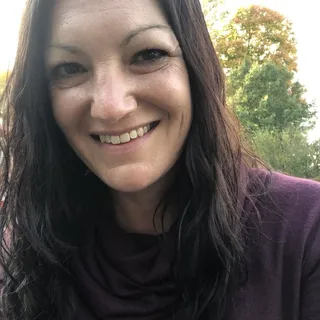 Danelle B.