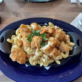 Fried Chicken Mac-N-Cheese