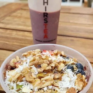 Açai Bowl and Açai Smoothie.