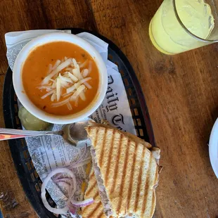 Red Pepper Smoked Gouda Soup