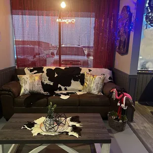 Comfy seating area! How unique!!