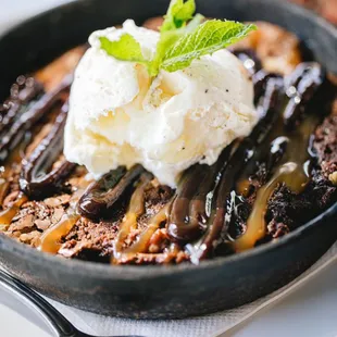 Deep Dish Chocolate Porter Brownie