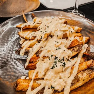 Loaded crab fries