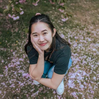 Kathy T.