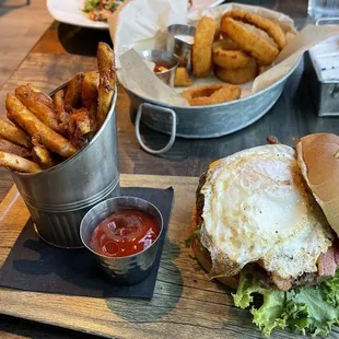 30 Acres Barn Burger