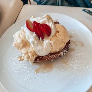 Brick Drizzled Honey Toast