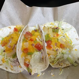 Pulled chicken tacos