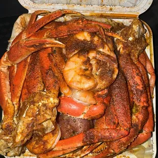 Crab and Shrimp Boil