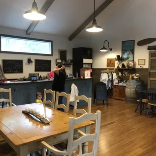 Back of the tasting room with the bar and seating.