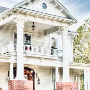 Front view of Thistledome House