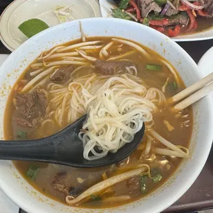 Crispy Beef Noodle