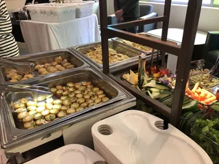 Kahn's Catering