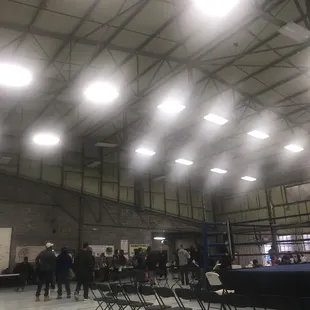 Wear house with gymnastics and a room that can be rented out