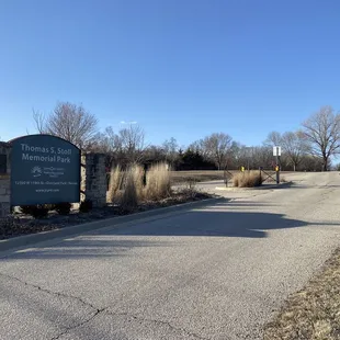 Entrance (&amp; exit) to park