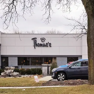 Thomas&apos;s Family Dining