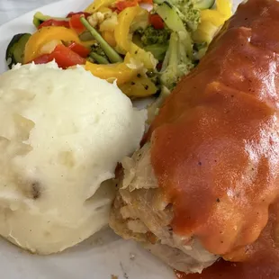 1 cabbage roll dinner (you can get 2 but I got 1) - yummy