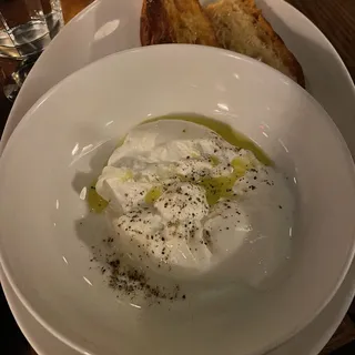 BURRATA PUGLIESE