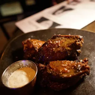 Chicken Wings, IG: @themiamifoodedit