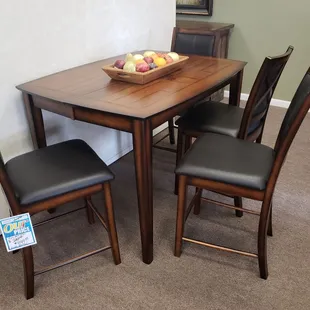High top table and chairs, leaf included