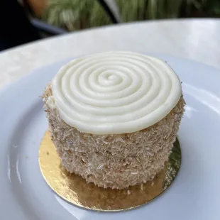 The sweetest mini carrot cake