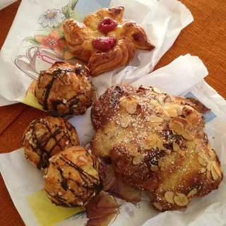 Patisserie/Cake Shop
