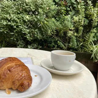 Traditional Croissant